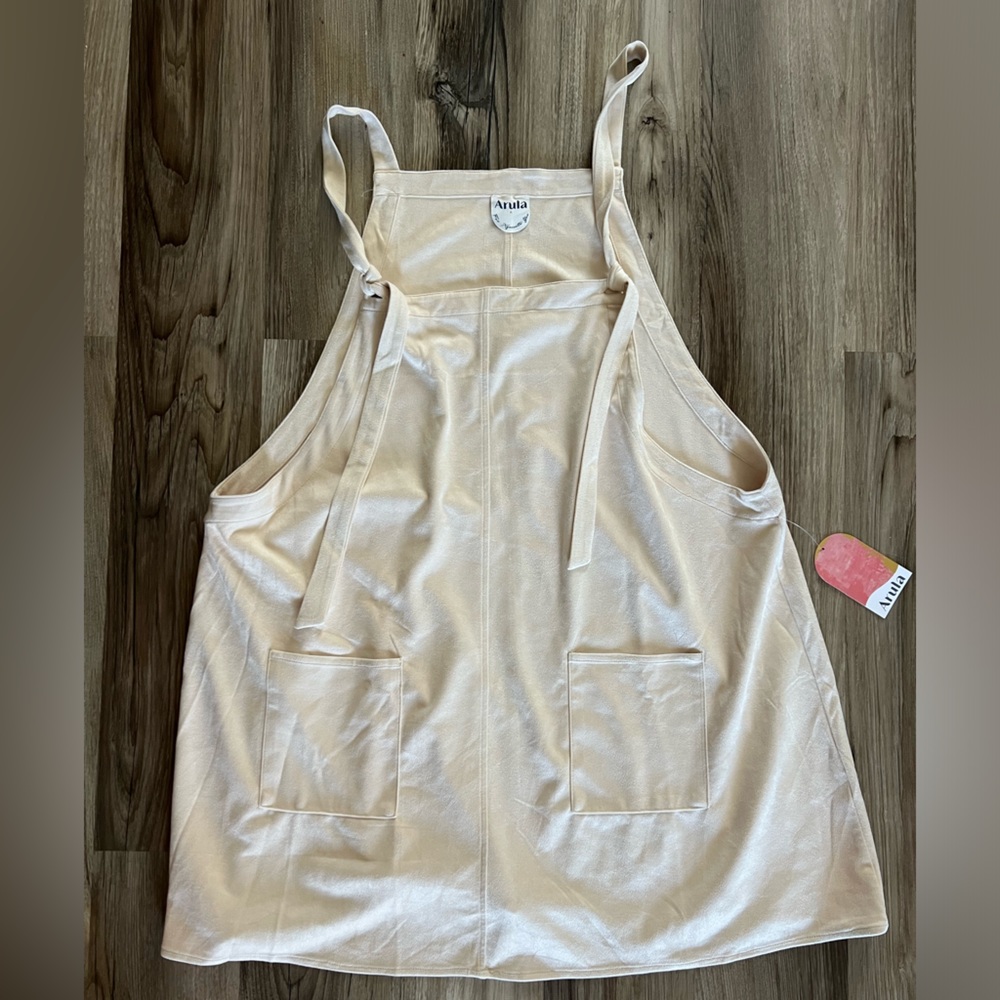 Leighton Suede Skirtall. Brand new Arula size A (1x)